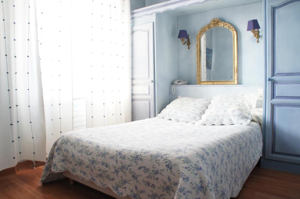 Auberge Bourrelly Cabriès Стая снимка