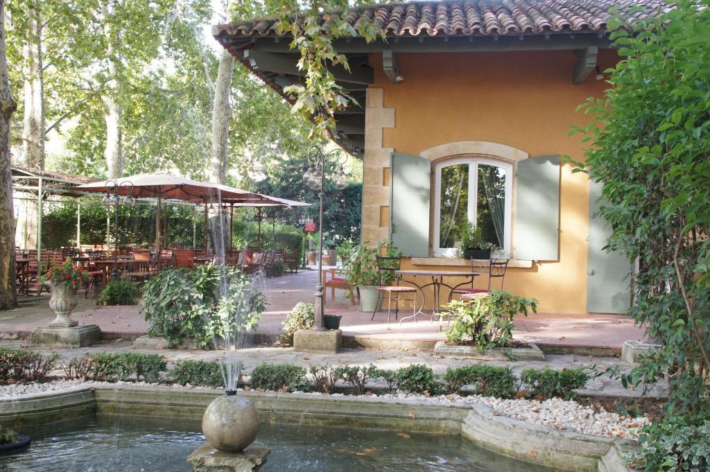 Auberge Bourrelly Cabriès Екстериор снимка